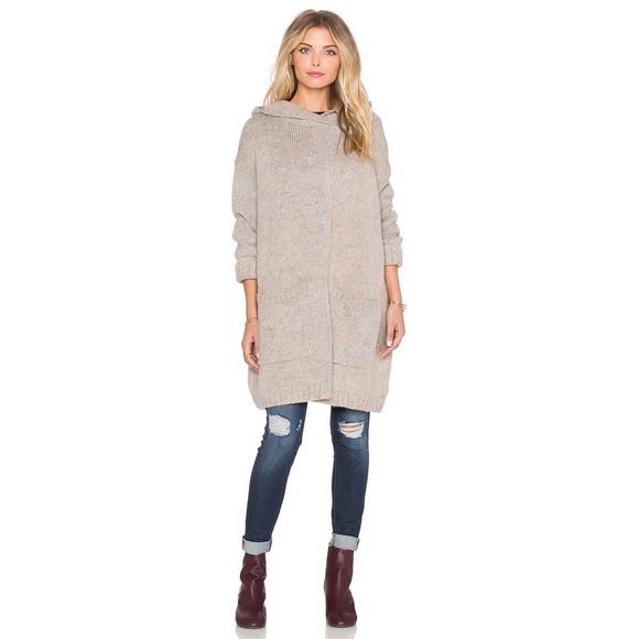 Free People Sweaters - Free People Oversized Eyes on You Cardigan Melange Oatmeal Hooded Size Small